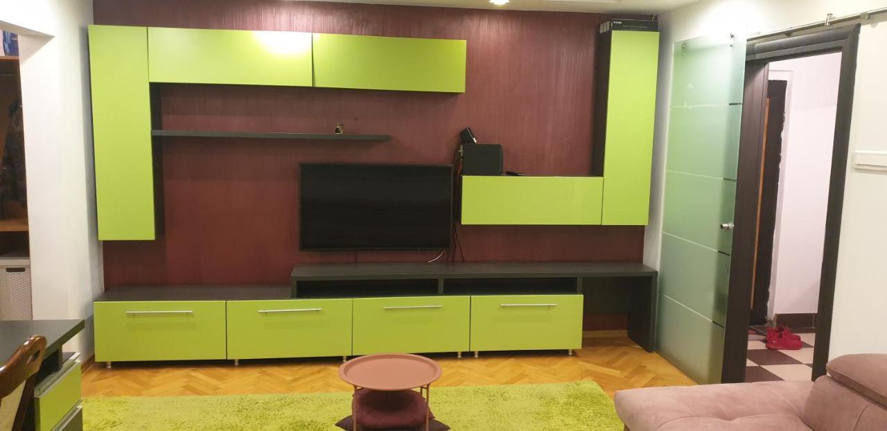 Modern Piteşti Exterior foto